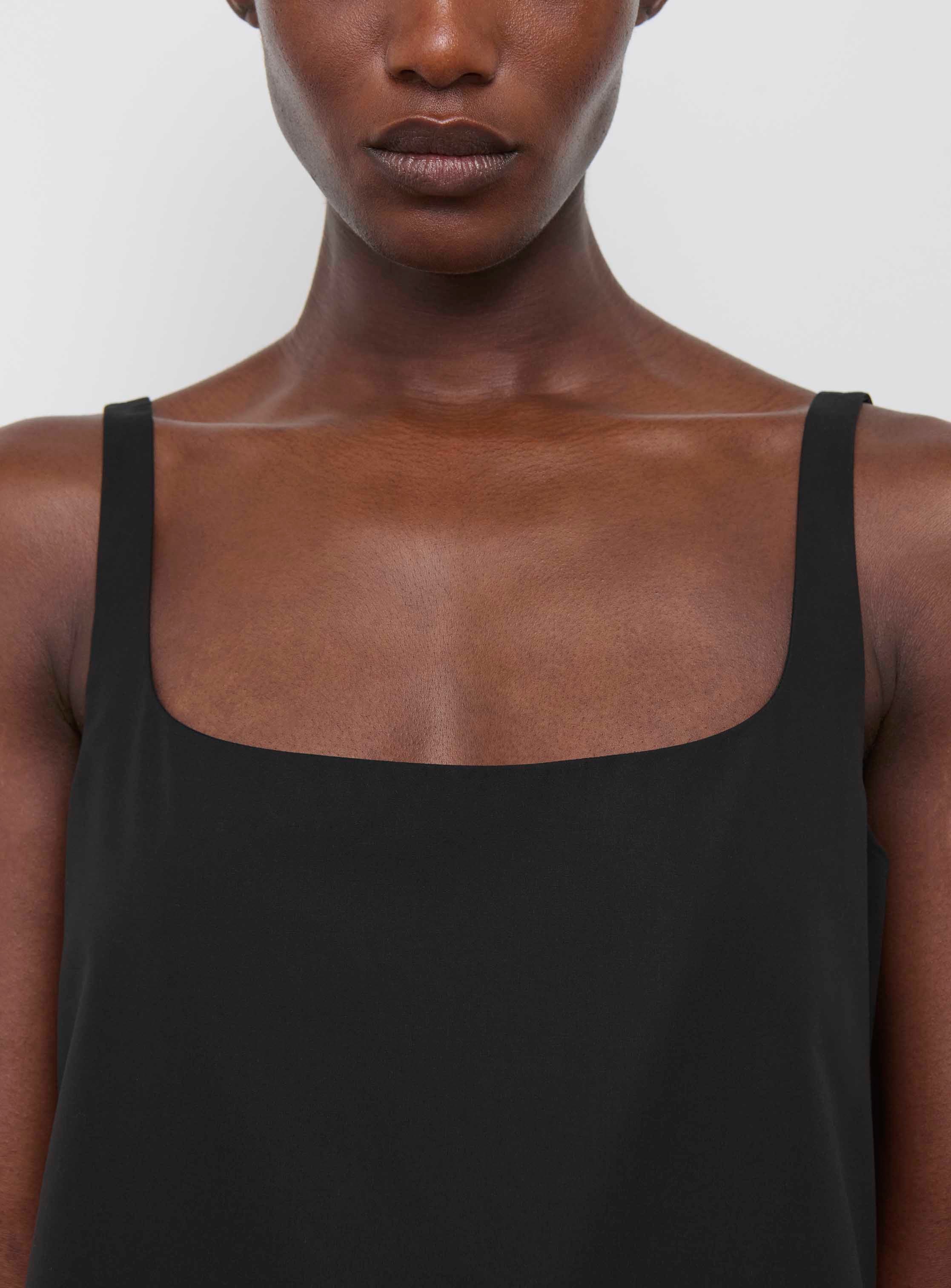 Backless Dress - Image 5