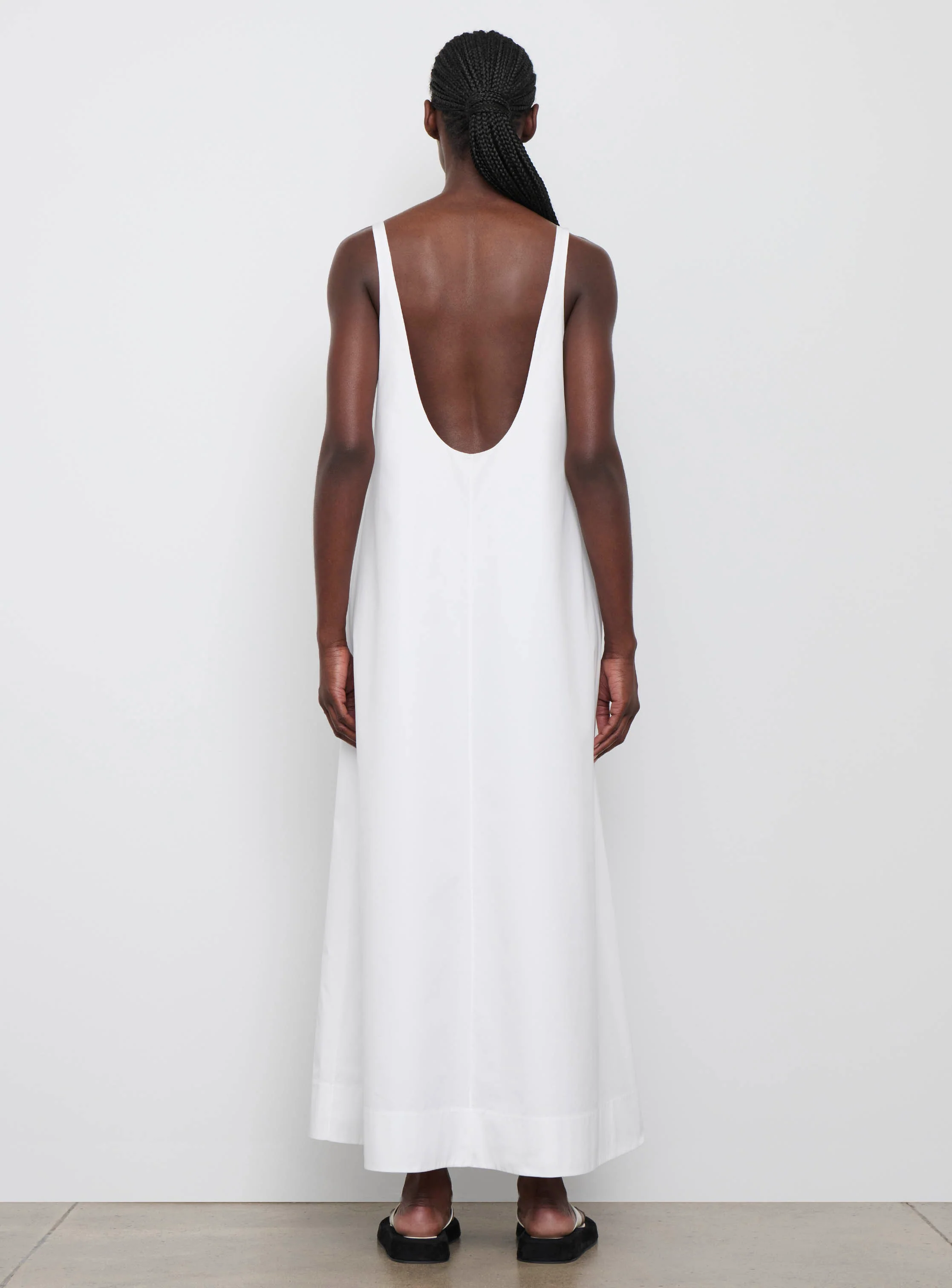 Backless Dress - Image 4