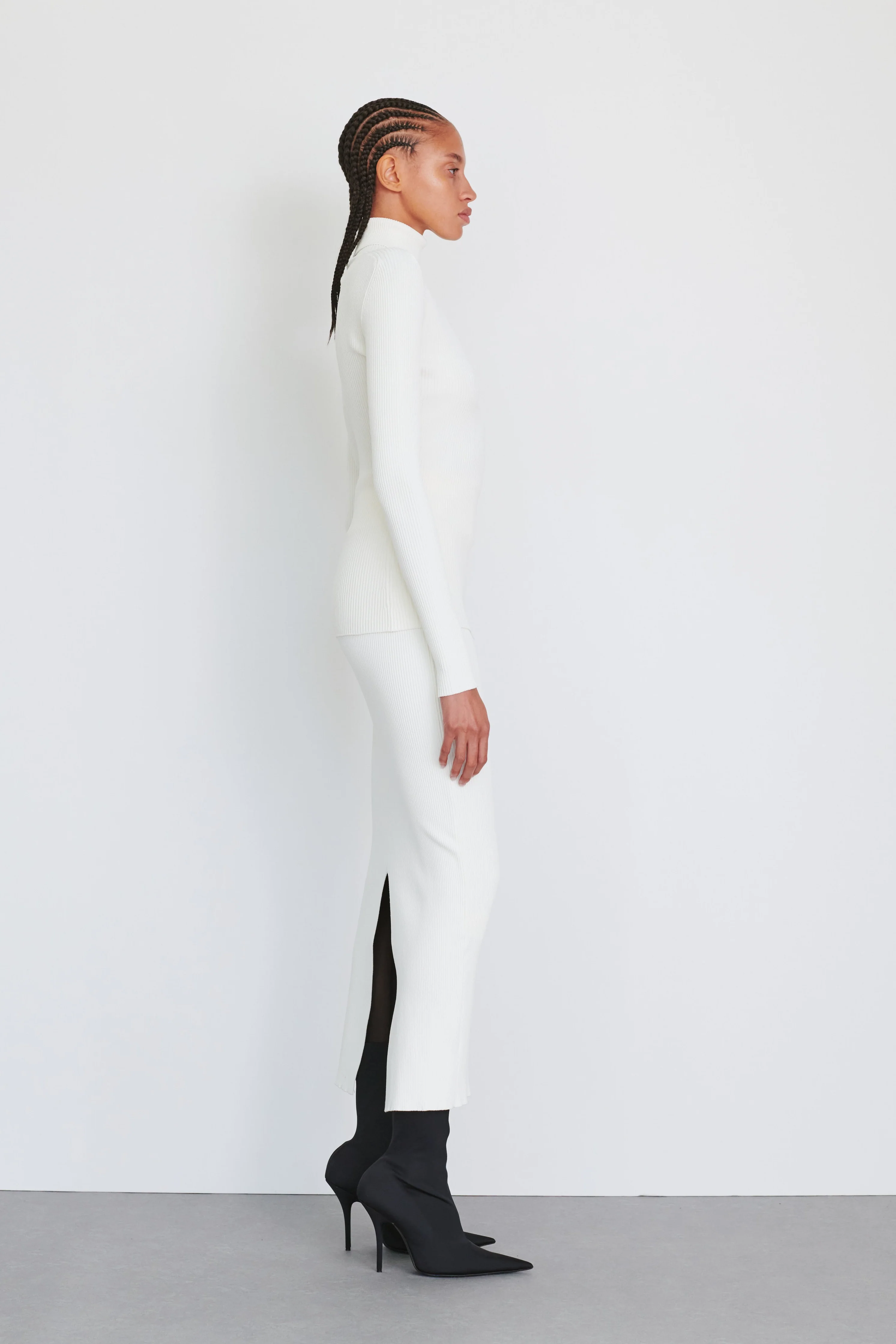 Matte Turtleneck - Image 3