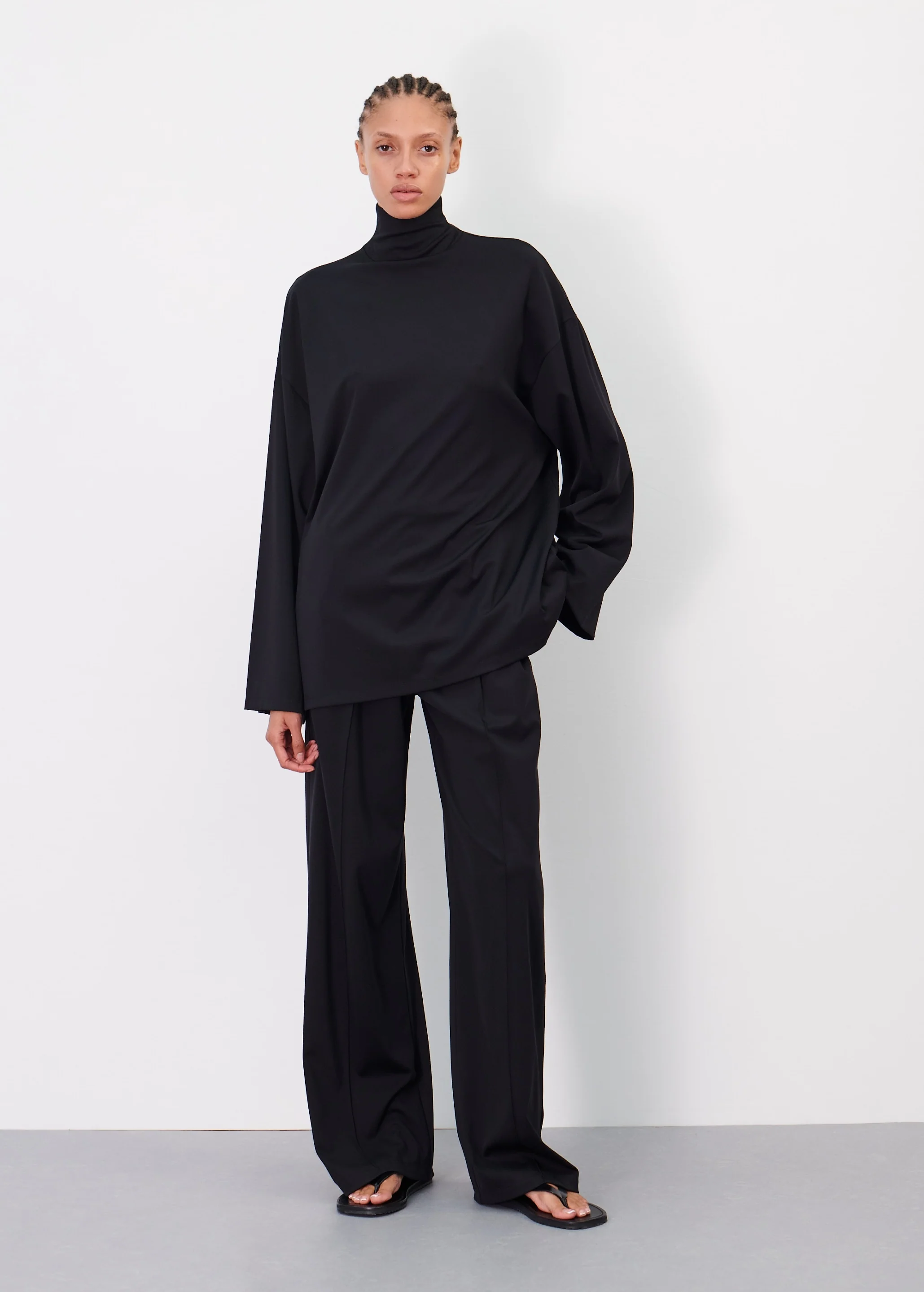 Opaque Lounge Top